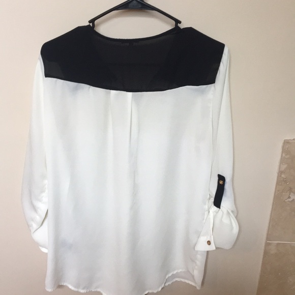 Cream blouse - Picture 2 of 3